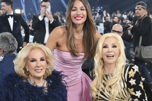 Mirtha Legrand, Pampita y Susana Giménez