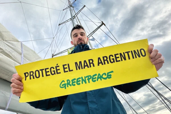 La travesía de GENTE a bordo del velero de Greenpeace, en defensa del Mar Argentino