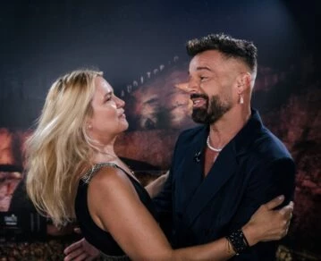 Valeria Mazza y Ricky Martin en su show en Marbella
