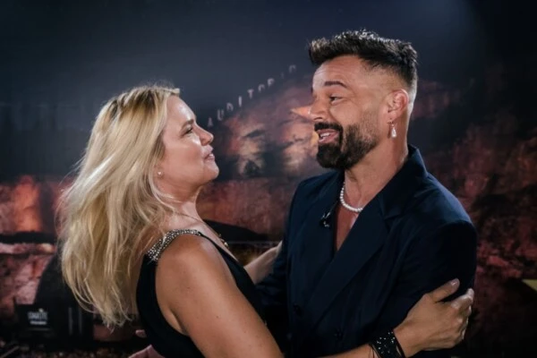 Valeria Mazza y Ricky Martin en su show en Marbella