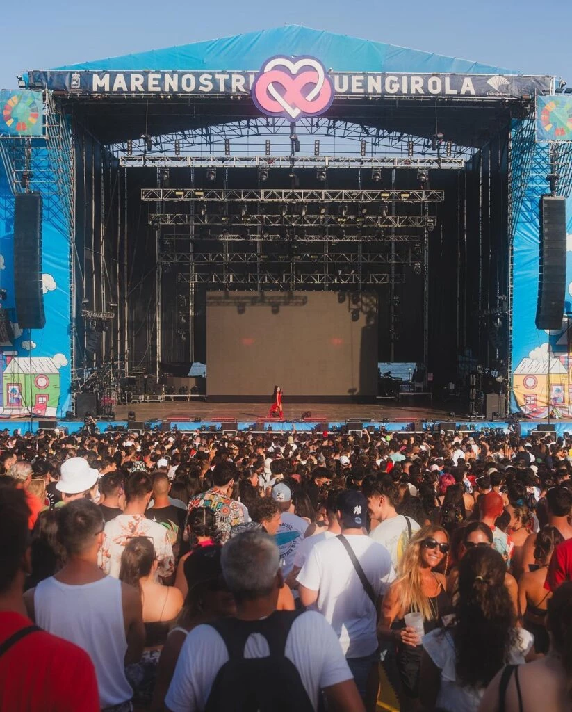 Lali agotó las entradas en su LALItour de España. Foto redes sociales.