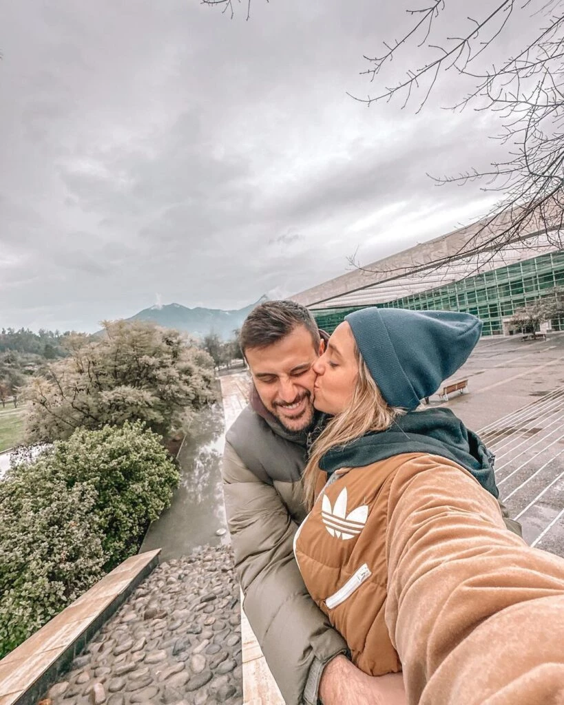 Sofi Martínez y Diego Leuco durante sus vacaciones. Foto redes sociales.