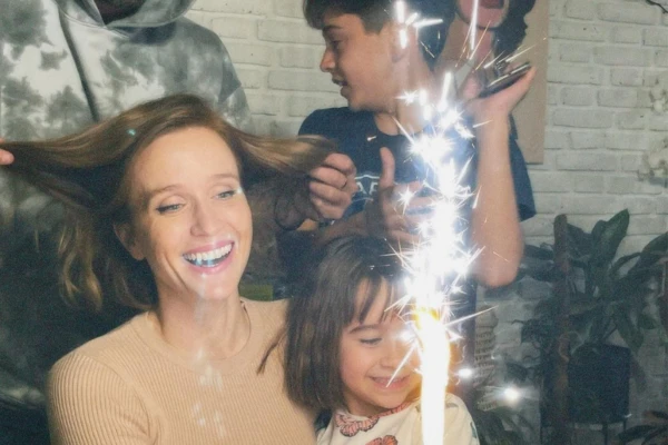 Brenda Gandini junto a su familia. Foto redes sociales.