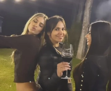 Daniela, Juli Poggio y Romina organizaron una parrillada