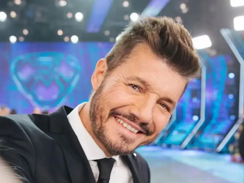 Marcelo Tinelli mostró la tapa de Personajes del año de Gente en el Bailando 2023
