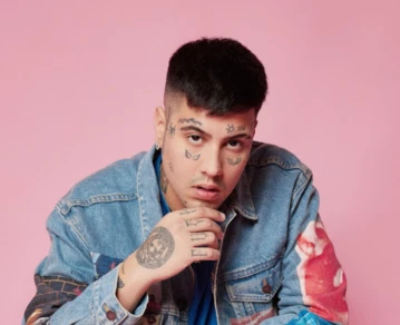 La madre de Emilia Mernes salió a defender a Duki en redes: qué dijo