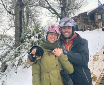 Nicole Neumann y Manu Urcera de vacaciones