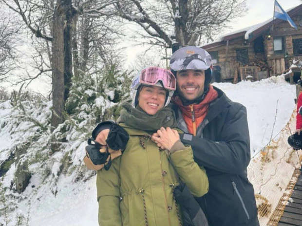 Nicole Neumann y Manu Urcera de vacaciones