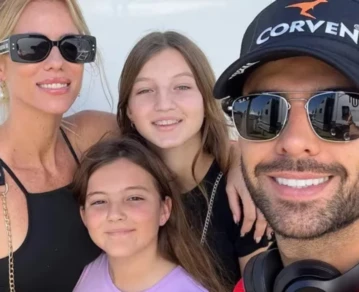 Nicole Neumann, sus hijas y Manu Urcera