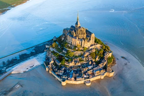 Mont Saint-Michel, Francia. Foto archivo. 