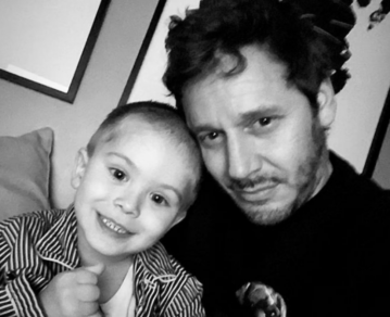 Todos los detalles de la hamaca de interiores de Benjamín Vicuña que enloquece a su hijo Amancio