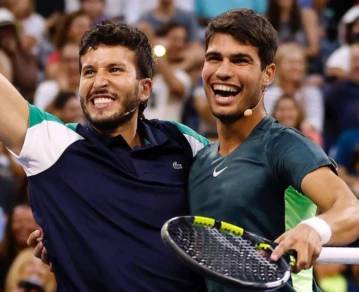 Sebastian Yatra debuto en el tenis con su gran amigo Carlos Alcaraz