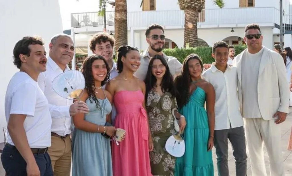 La foto familiar del casamiento de Ronaldo. 