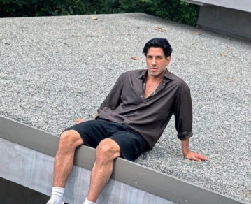 Jwan Yosef, el ex de Ricky Martín, sorprendió al mostrarse muy sexy en una producción de fotos