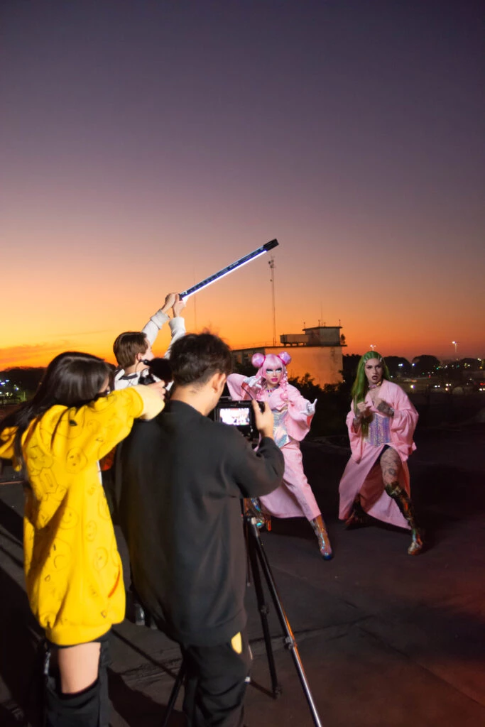 El kpop, una de las referencias estéticas de Fuego