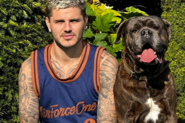 Mauro Icardi y su perro.