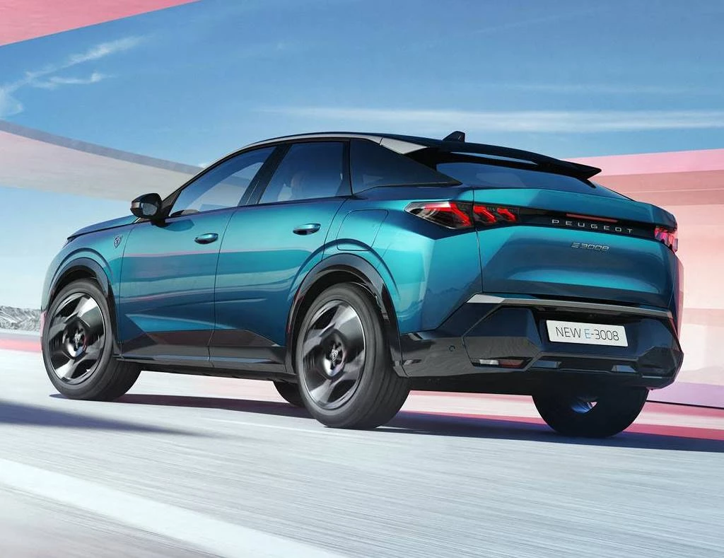 Peugeot E 3008