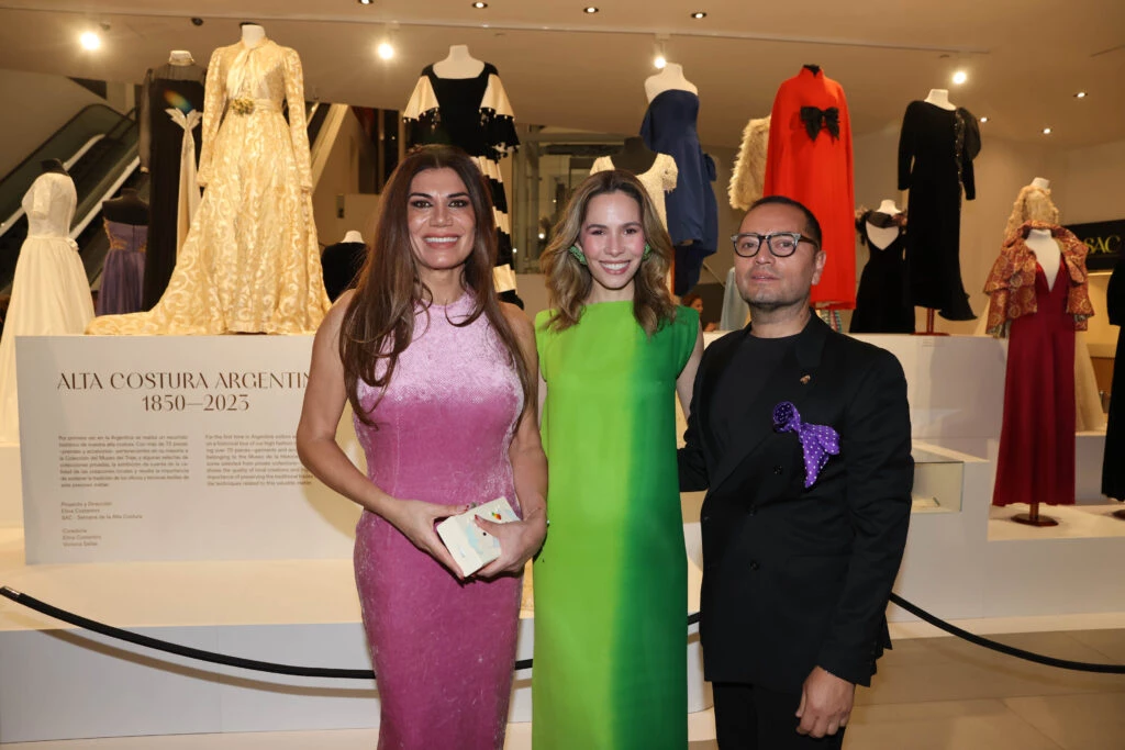 Flor de la V, Elina Costantini y Fabián Medina Flores.