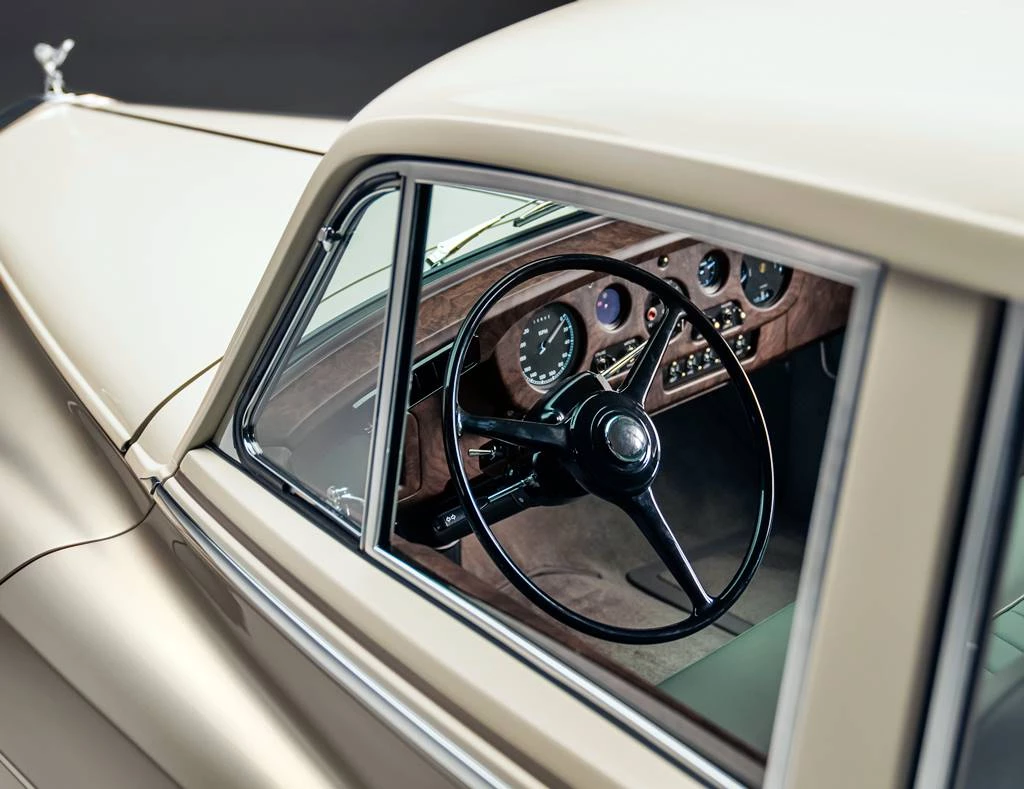 Rolls-Royce Lunaz Sofia Loren