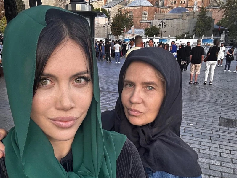 Wanda Nara junto a su mamá Nora Colosimo en Estambul