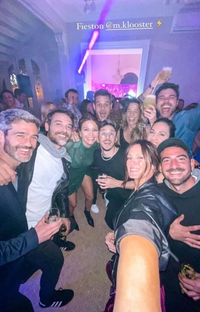 Los invitados de la noche disfrutaron el "fiestón". Foto redes sociales.