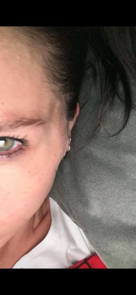 La foto de la China Suárez llorando.