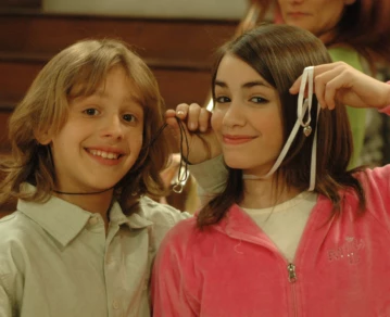 Yeyo De Gregorio y Lali en Floricienta