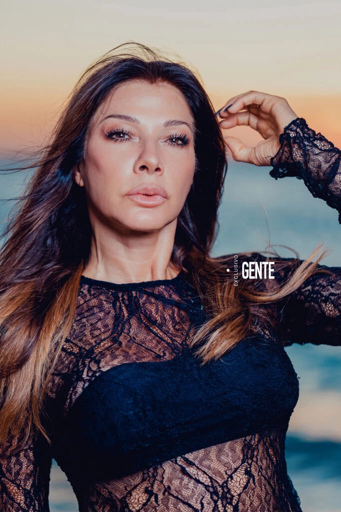 Cathy Fulop, radiante en las playas de Aruba. 