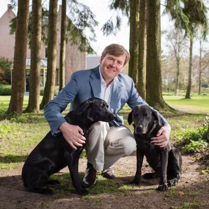 Guillermo posó con sus "dos joyas".