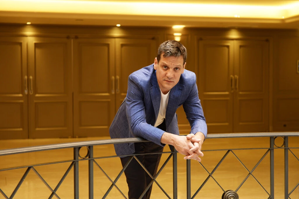 Rodrigo de la Serna habla de su gran trabajo en El rapto y reconoce que es uno de los mejores papeles de su carrera.