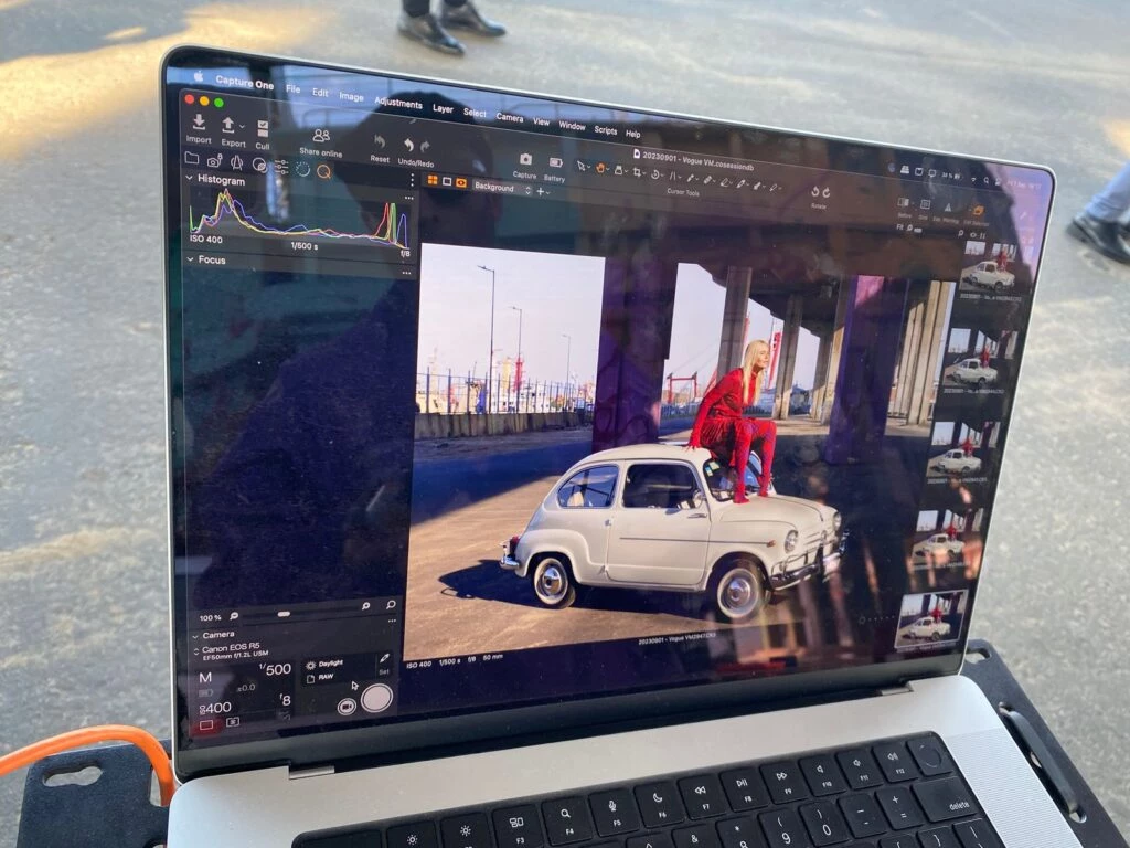 El back del back de la producción de portada de Valeria Mazza