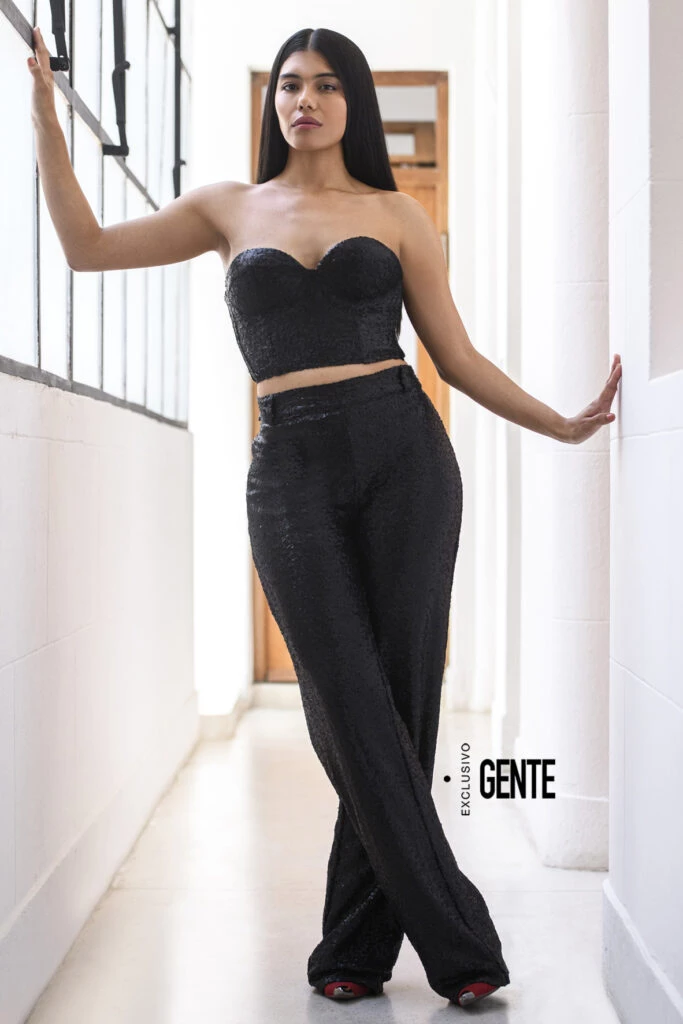 En parte, la actriz entiende que esta de paso por la gran ciudad ya que persigue el objetivo de llegar con su trabajo a plazas como Estados Unidos y España. 