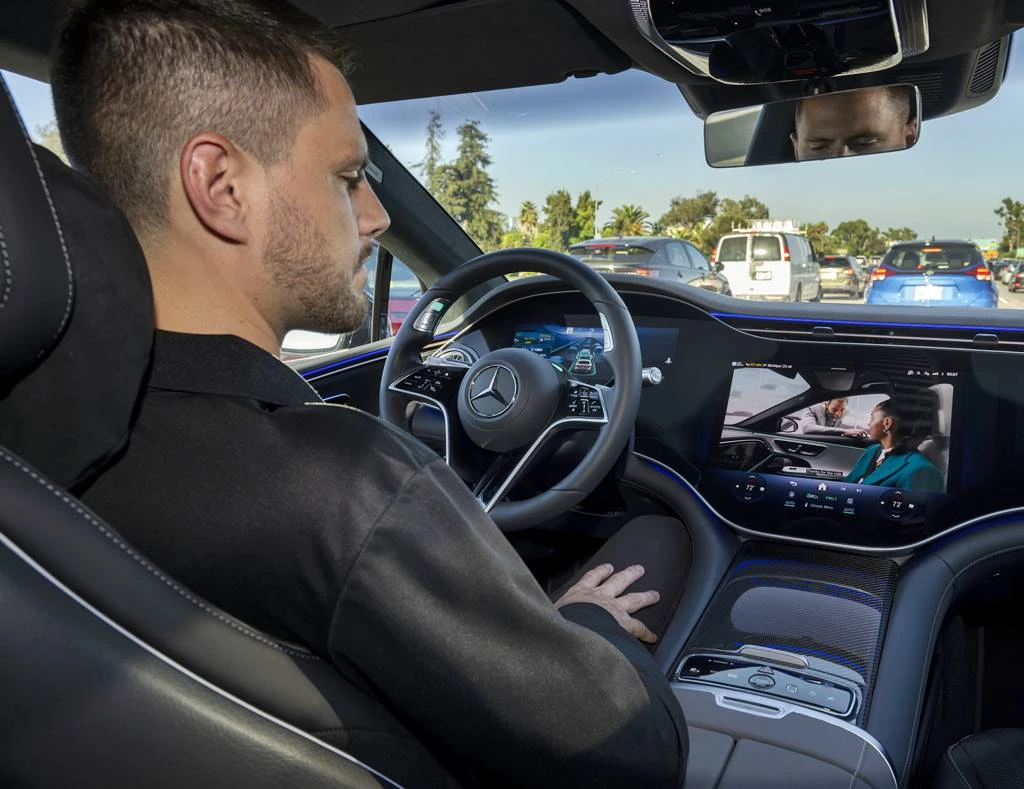 Mercedes-Benz DRIVE PILOT