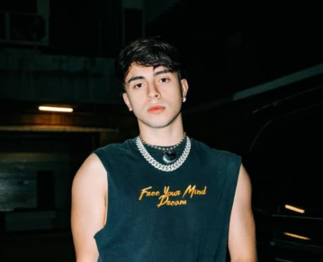 Rusherking muestra su nuevo tatuaje