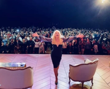 Susana Giménez a solas con Ángel De Brito “Este verano me retiro del teatro con Piel de Judas”