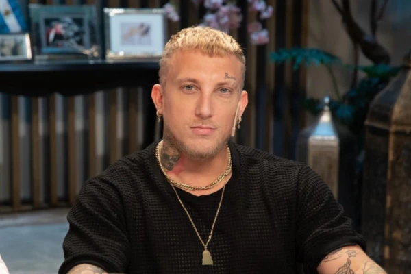 El Polaco en la mesa de Juana Viale