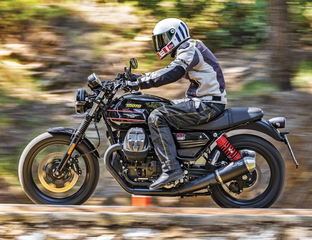 Moto Guzzi V7 Stone Special Edition