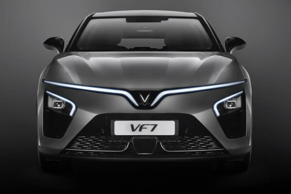 VinFast VF 7