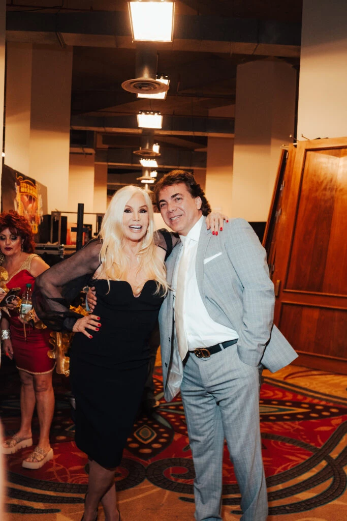 Susana Giménez se fotografió junto a los artistas que la visitaron. Foto: Iván Aznarez.