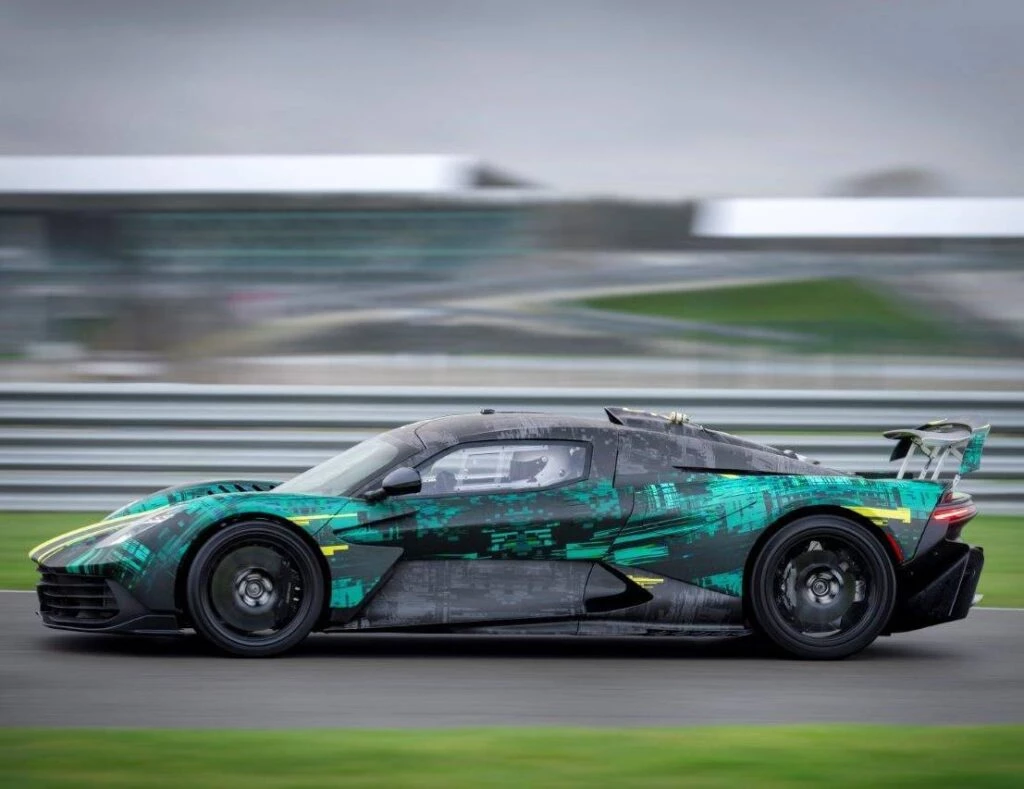 Aston Martin Valhalla