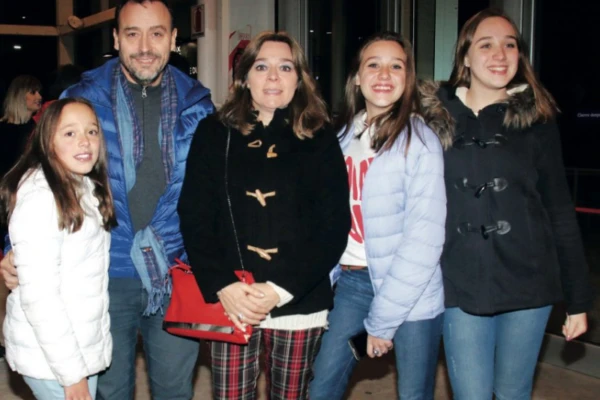 Adrián Pallares contó una divertida anécdota con sus hijas: creyeron que Papá Noel lo conocía