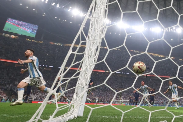 Revista GENTE Mundial Qatar 2022 Gol de Messi contra Francia