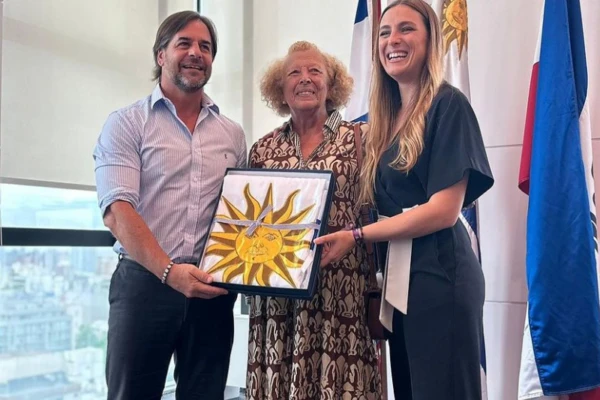 Luis Lacalle Pou y Patricia Pita a días del rally Dakar