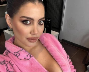 Wanda Nara Hello Kitty