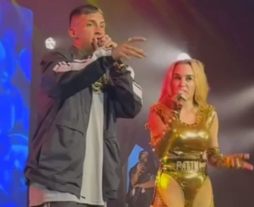 Fatima junto a L Gante