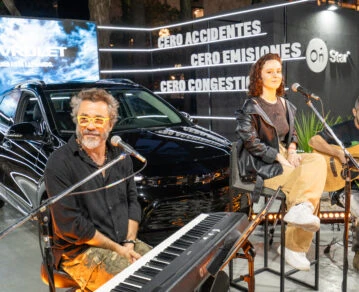 Show de Pablo y Mery Granados en el stand de Chevrolet en Cariló