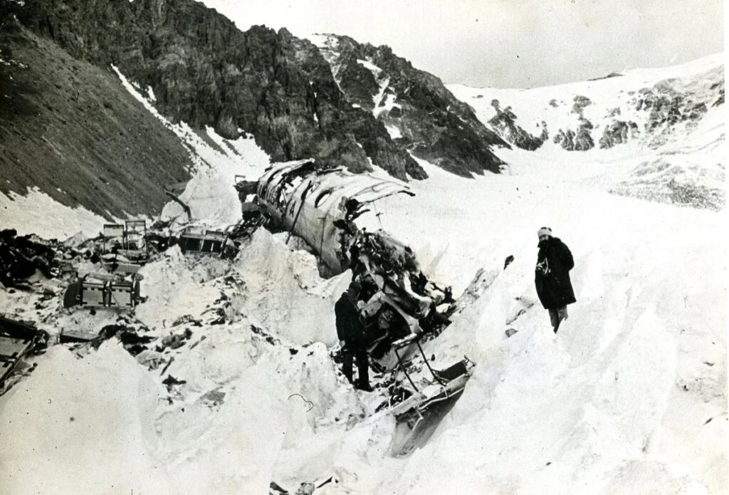 GENTE en el Valle de las Lágrimas
