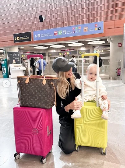 Las primeras vacaciones de Vita, la hija de Cande Ruggeri. Foto: Instagram. 