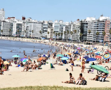 Imagen de archivo: Montevideo