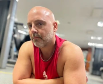 José Maria Muscari le declaró su amor a un participante de Gran Hermano y lo convocó para “Sex”